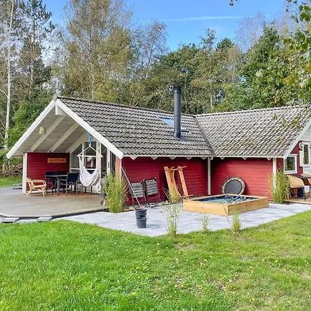 Hébergement de vacances 2 Bedroom Stunning In