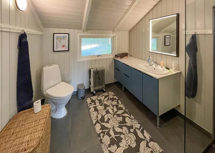 Dom wakacyjny 2 Bedroom Stunning In *